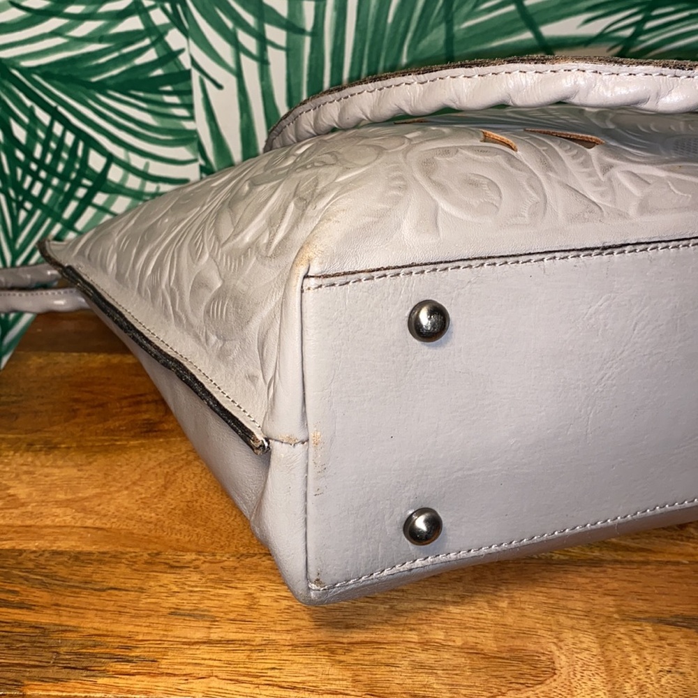 Patricia Nash Tooled Cut Out Gray Leather Tote Bag - Picture 8 of 13